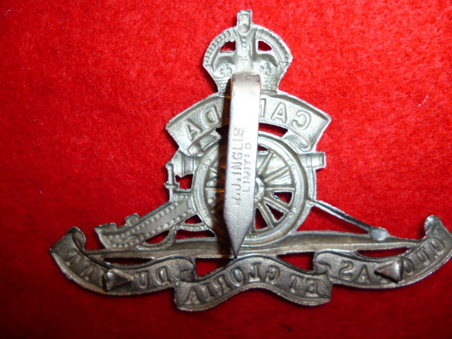 12-1, Canadian Field Artillery (Style "A") Officer's / Bandsman's WM Cap Badge